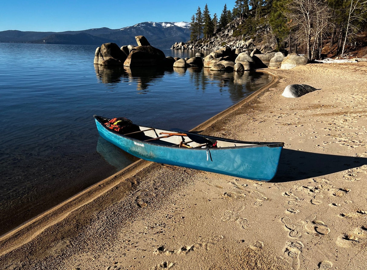 Wenonah - Wenonah Spirit II T - Formex 17' Canoe USED - Headwaters Adventure Co